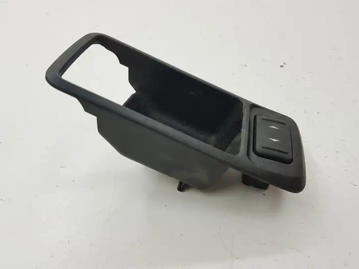 Ford Focus C-MAX (2003 - 2010) 3M51226A36ADW Кнопка стеклоподъемников — фото 4