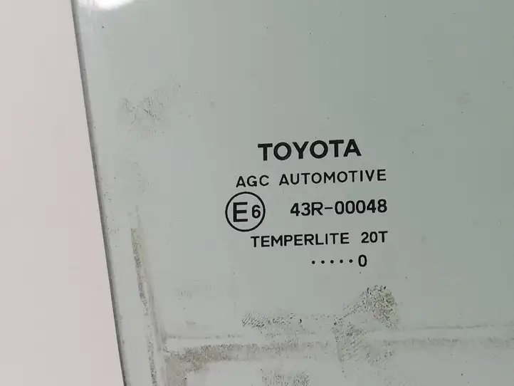 Toyota Avensis T270 (2009 - 2012) Стекло задней двери — фото 4