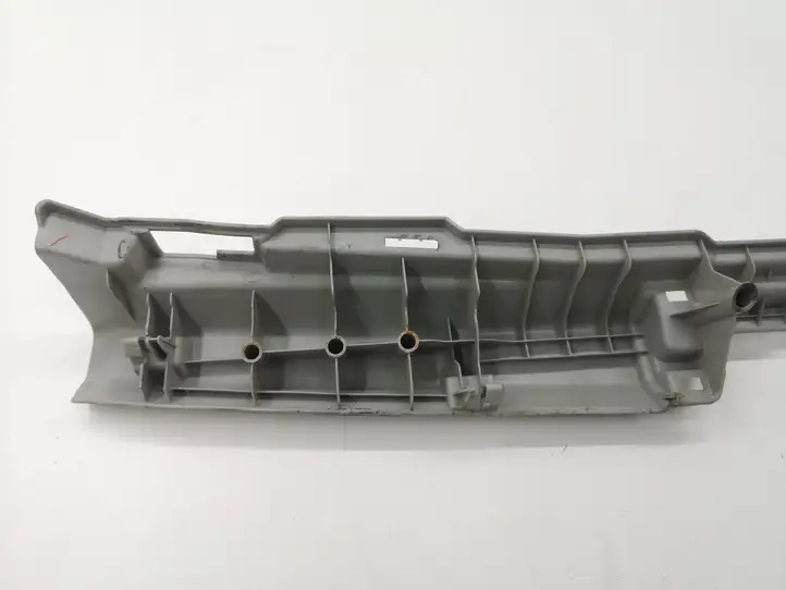Toyota Prius (XW30) (2009 - 2015) 6471647030 Отделка порога багажника — фото 6