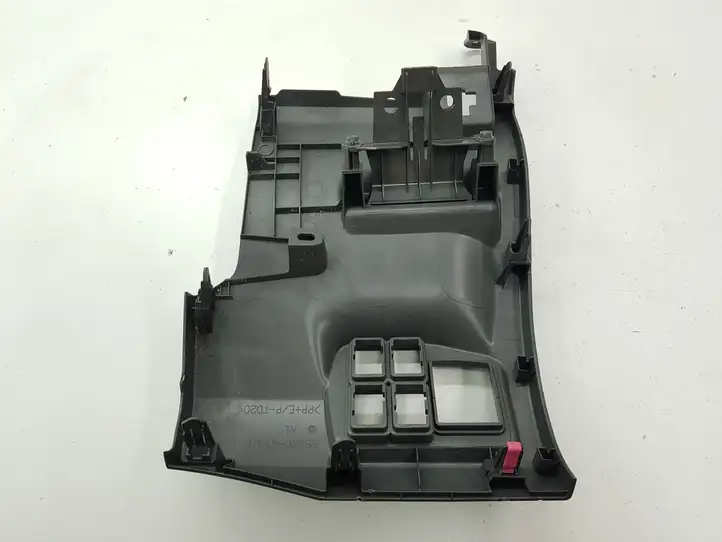 Toyota Prius (XW30) (2009 - 2015) 5548047010 Отделка внутренней панели салона — фото 3