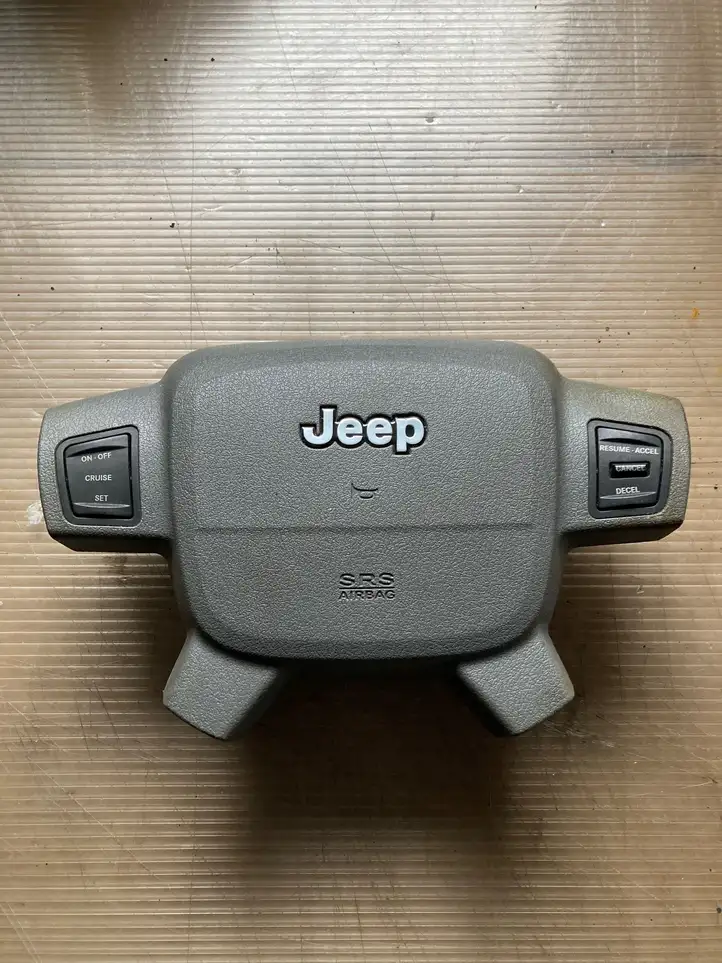 Jeep Grand Cherokee (WK) (2004 - 2010) XP1QE761D5AAX Подушка безопасности руля — фото 1