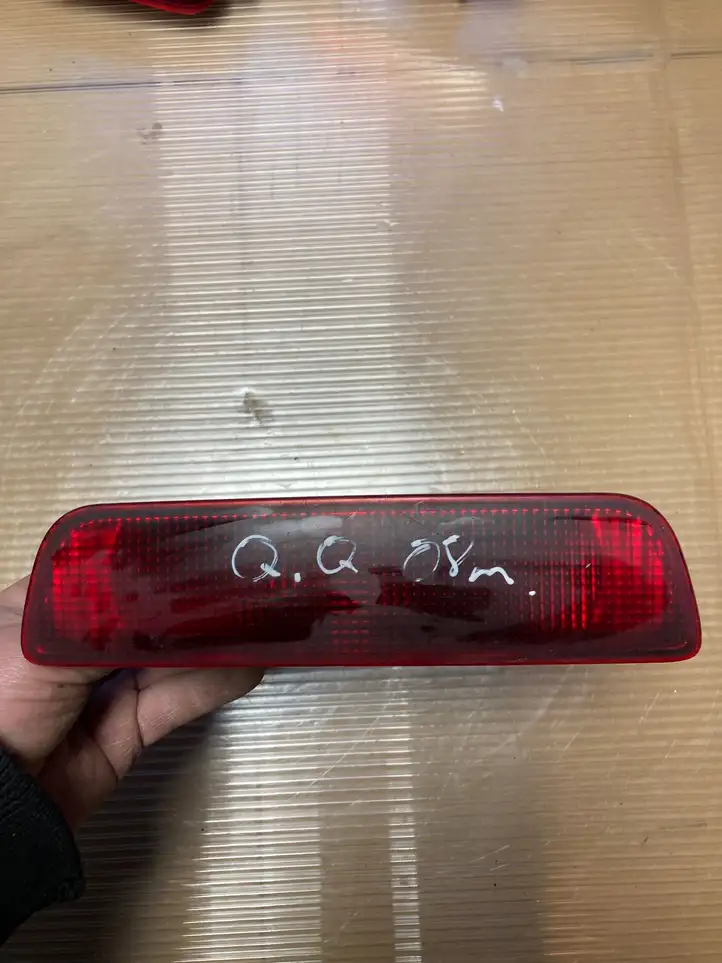 Nissan Qashqai (2006 - 2010) 26580JD00B Задний противотуманный фонарь — фото 1