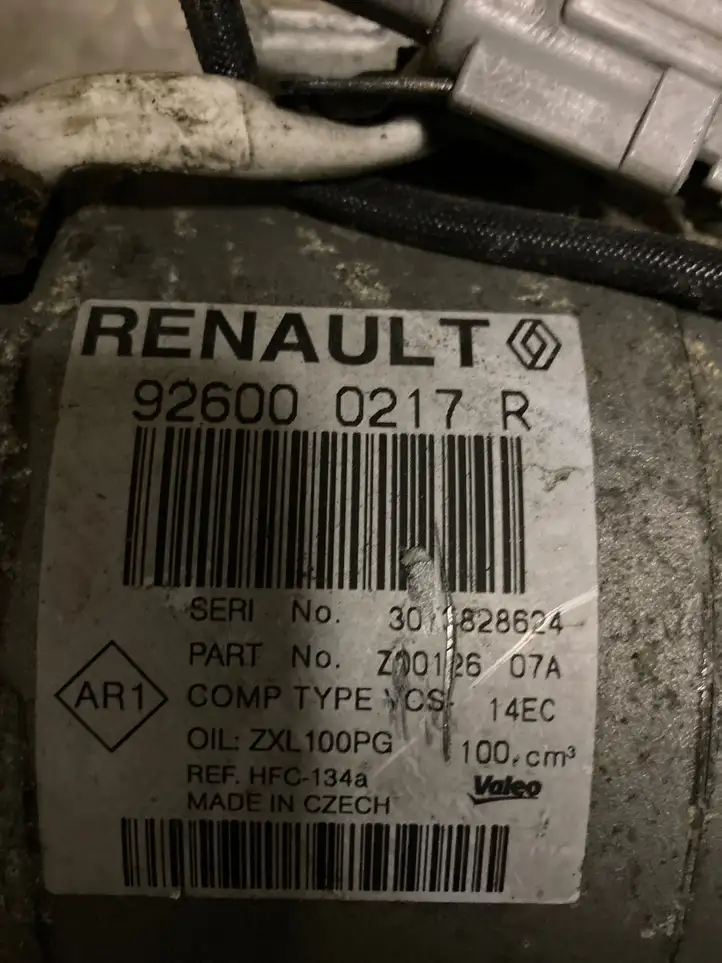 Renault Captur (2013 - 2020) 926000217R Компрессор (насос) кондиционера воздуха — фото 2