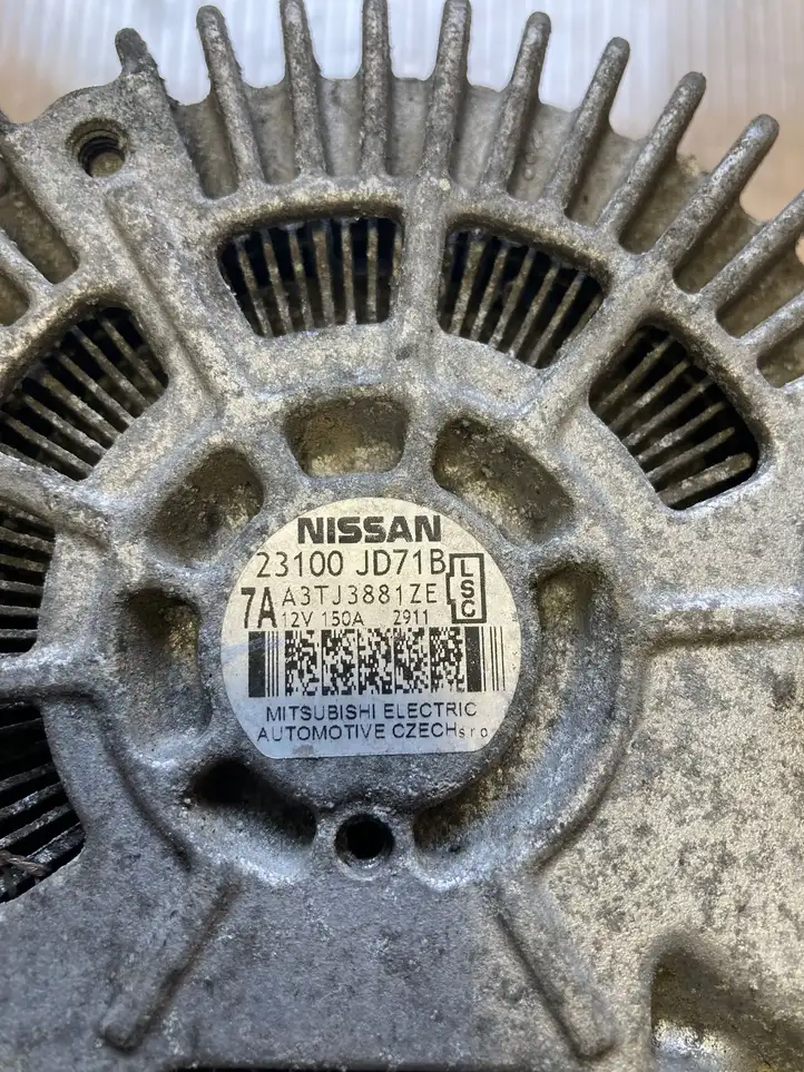 Nissan Qashqai (2010 - 2013) 23100JD71B Генератор — фото 2