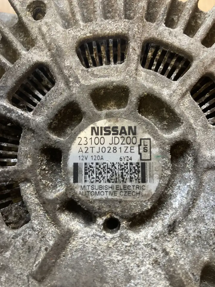 Nissan Qashqai (2006 - 2010) 23100JD100 Генератор — фото 2