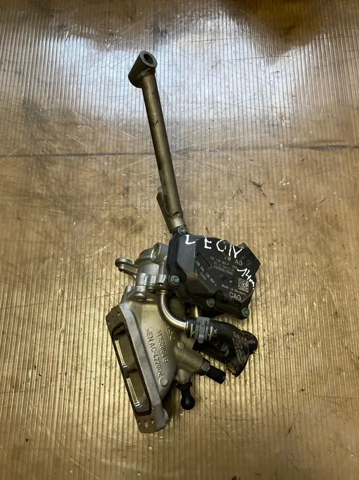 Seat Leon (5F) (2012 - 2019) 04L128063P Электрозадвижка двигателя — фото 1