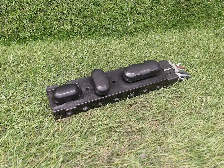 Ford Explorer (2005 - 2010) 6L2T14B709FCW Кнопка стеклоподъемников — фото 1