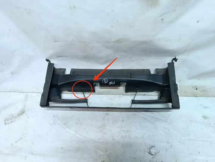 BMW 3 F30 F35 F31 (2012 - 2018) 7255414 Дефлектор воздуха — фото 7