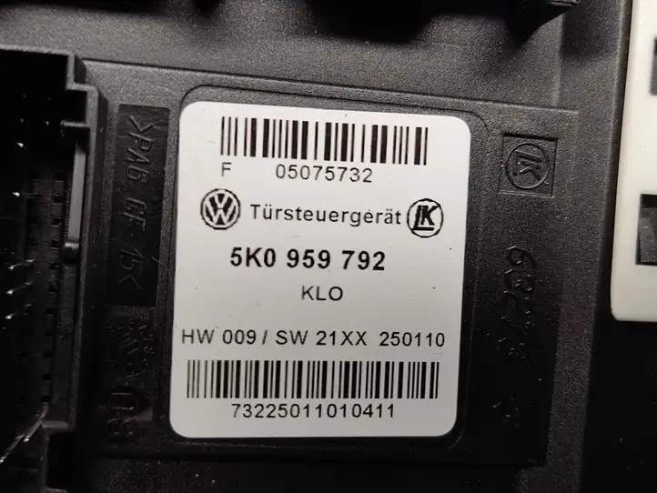 Volkswagen Tiguan (2007 - 2011) 5K0959792 Мотор стеклоподъемника передний — фото 2