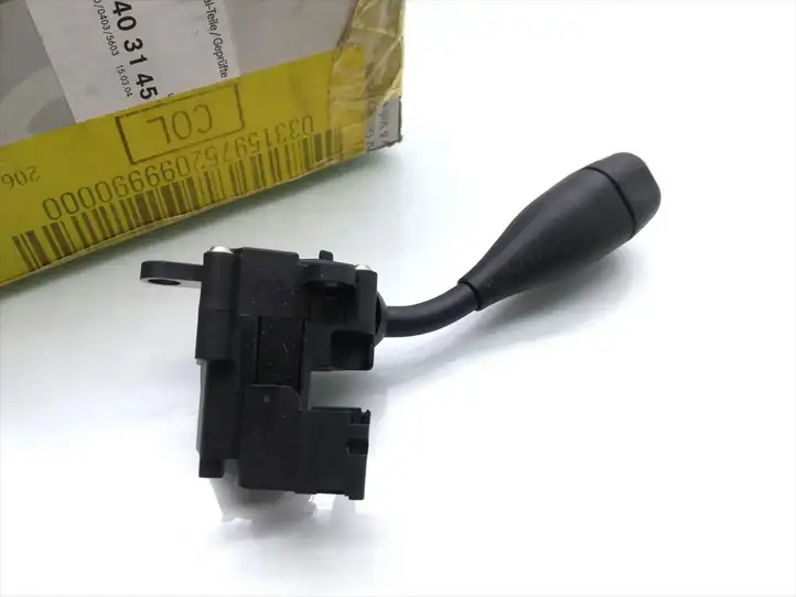 Mercedes-Benz SLK R170 (1996 - 2004) 1715403145 Другие включатели / ручки/ переключатели — фото 2