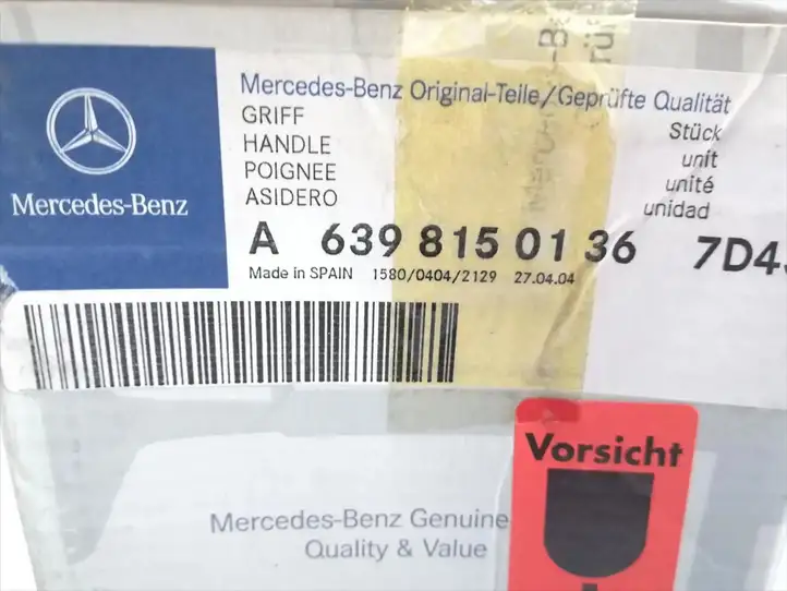 Mercedes-Benz Vito Viano W639 (2003 - 2010) A6398150136 Потолочная ручка передняя — фото 5