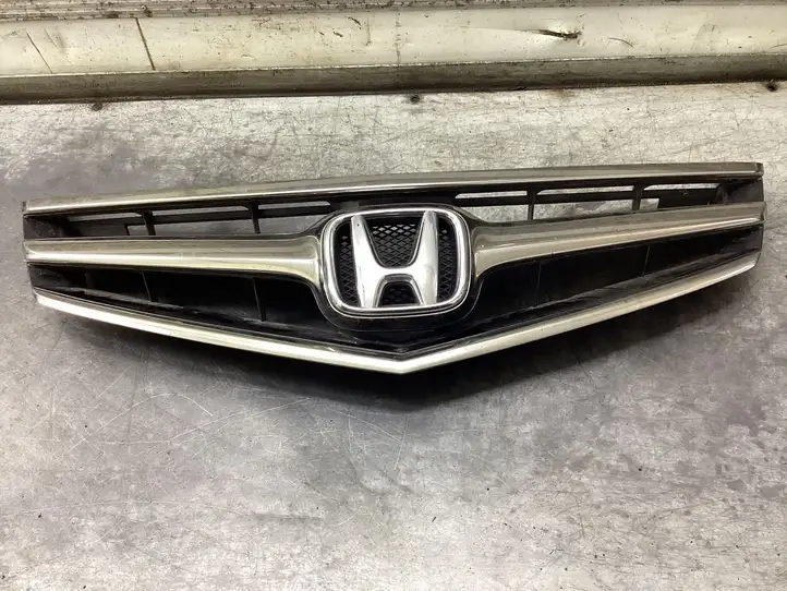 Honda Accord (2003 - 2007) Верхняя решетка радиатора — фото 3