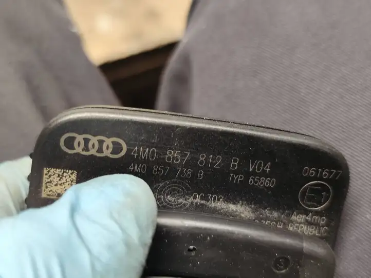 Audi Q7 4M (2019 - ) 4M0857812B Ремень безопасности 3-го ряда — фото 5