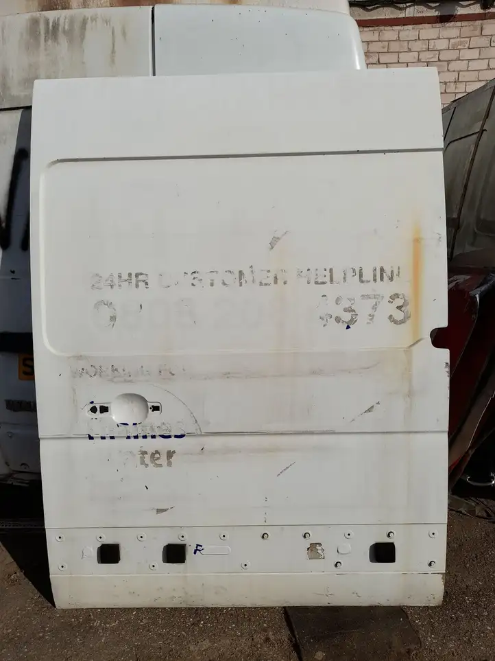 Renault Master III (2010 - ) 821013366R Верхняя петля передней двери — фото 1
