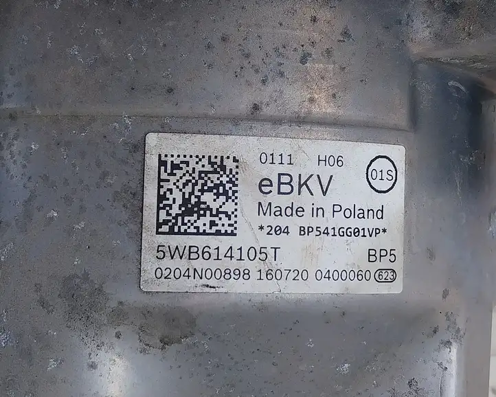 Skoda Octavia Mk4 (2019 - ) 5WB614105T Главный тормозной цилиндр — фото 9