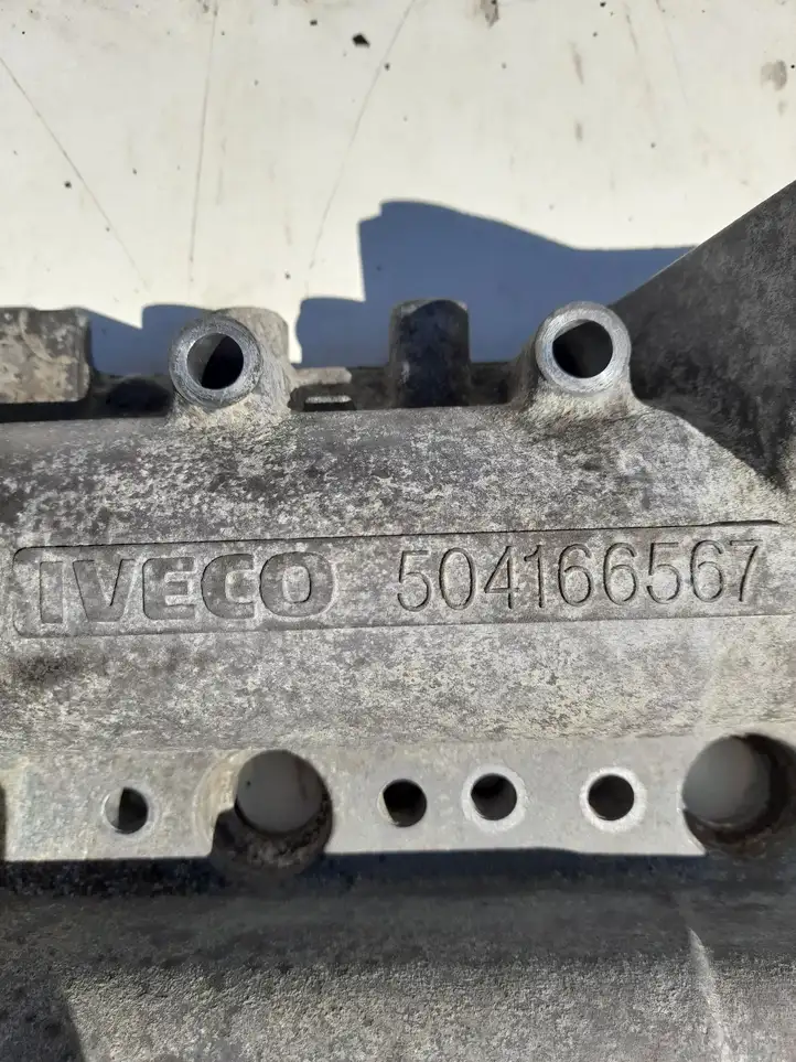 Iveco Daily Daily 4th gen (2006 - 2012) 504166567 Крышка головки блока цилиндров — фото 6