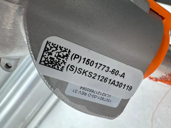 Tesla Model Y (2019 - 2024) 149037429C Зарядный разъем электромобиля — фото 5