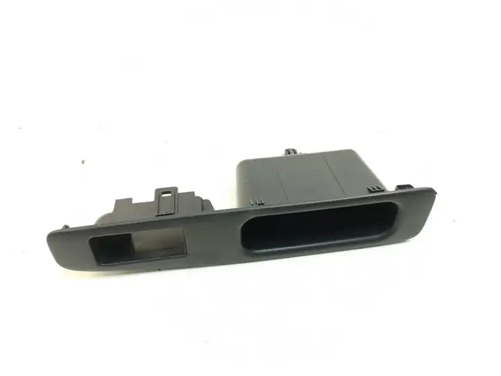 Nissan Qashqai (2006 - 2010) 82950JD000 Накладка кнопки стеклоподъемника — фото 1