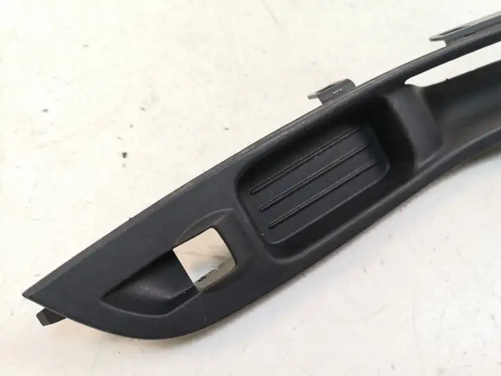 Ford Focus (2011 - 2015) BM51A240A41ADW Накладка кнопки стеклоподъемника — фото 2
