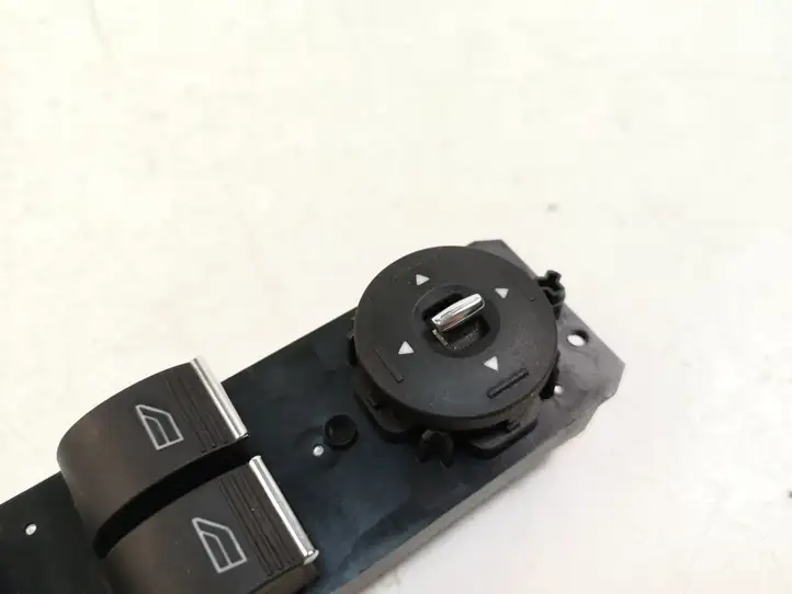Ford Focus (2011 - 2015) AM5T14A132AA Кнопка стеклоподъемников — фото 3