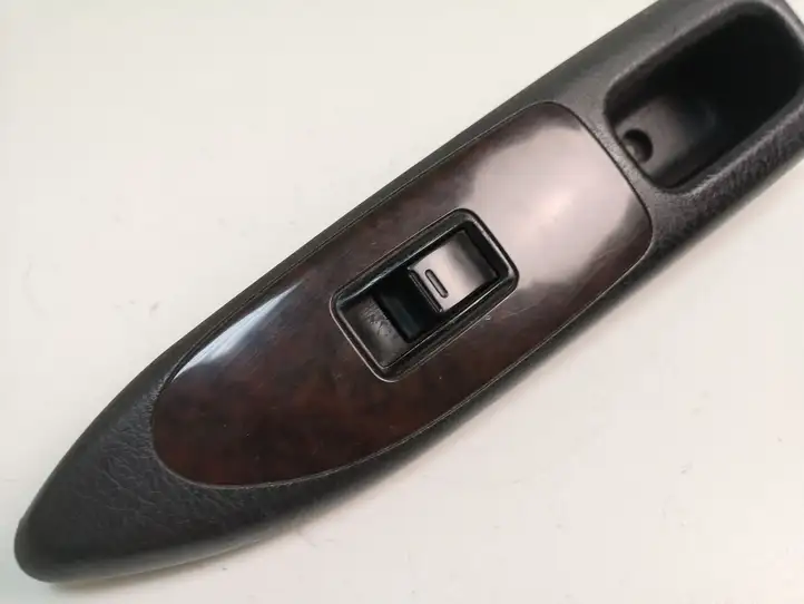 Toyota Avensis T220 (2000 - 2003) 7423105070BO Блок кнопок стеклоподъемников — фото 5