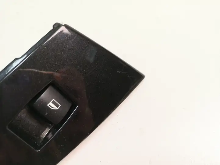 BMW 5 E60 E61 (2004 - 2010) 6951966 Кнопка стеклоподъемников — фото 3