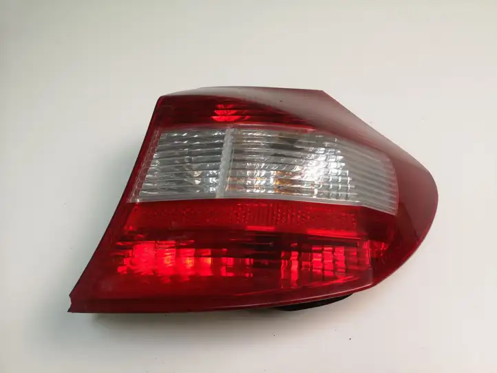 BMW 1 E81 E87 (2004 - 2011) 6924502 Задний фонарь в кузове — фото 1