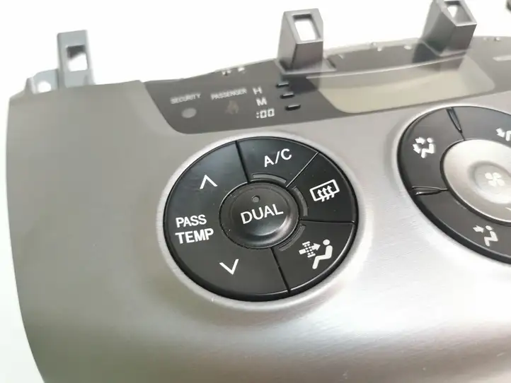 Toyota RAV 4 (XA30) (2006 - 2016) 4559442060 Блок управления климат-контролем — фото 2