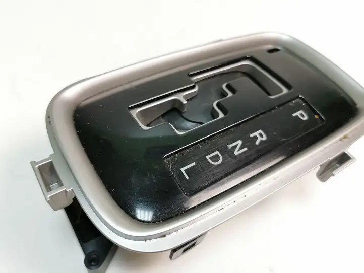 Mitsubishi Outlander (2012 - 2014) 2400A376 Рамка рычага КПП — фото 3