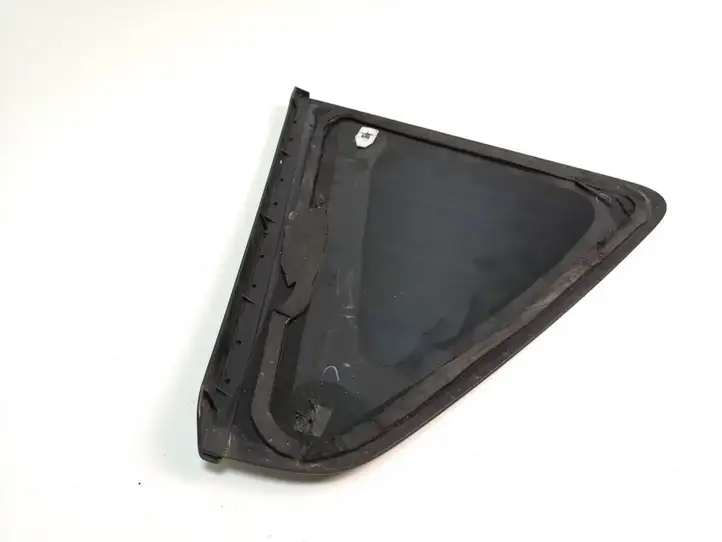 Toyota Verso (2009 - 2012) 756410F010 Заднее боковое стекло — фото 2