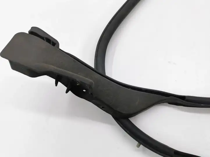 (2012 - 2015) KD5CQ03 Уплотнитель подкапотного пространства — фото 3
