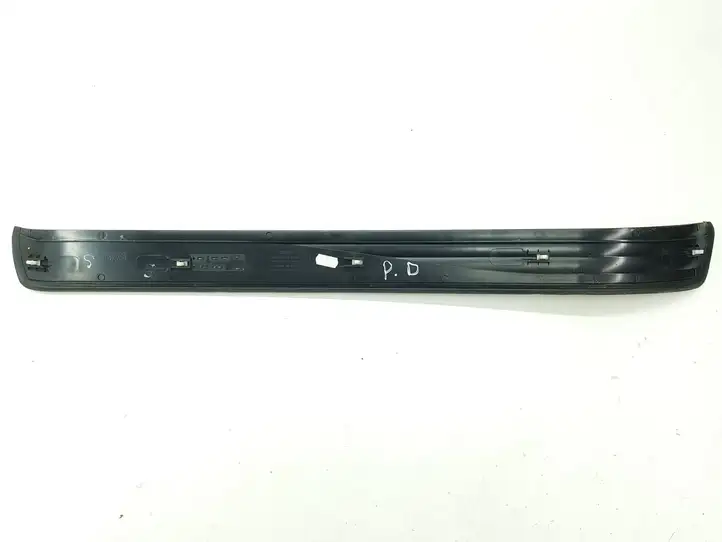 BMW 5 E60 E61 (2004 - 2010) 51477034304 Внутренняя отделка переднего порога — фото 2