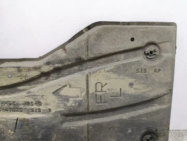 Toyota Prius (XW30) (2009 - 2015) 5816647020 Защита двигателя — фото 5