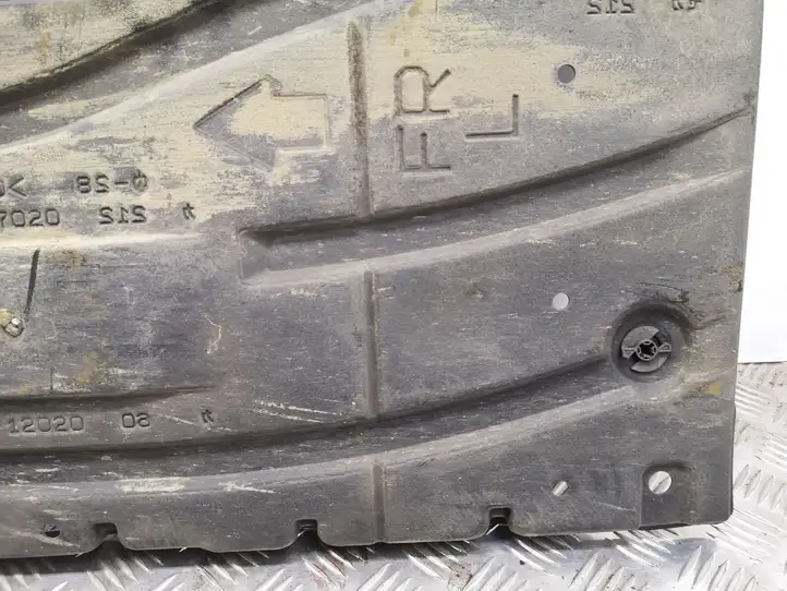 Toyota Prius (XW30) (2009 - 2015) 5816647020 Защита двигателя — фото 7