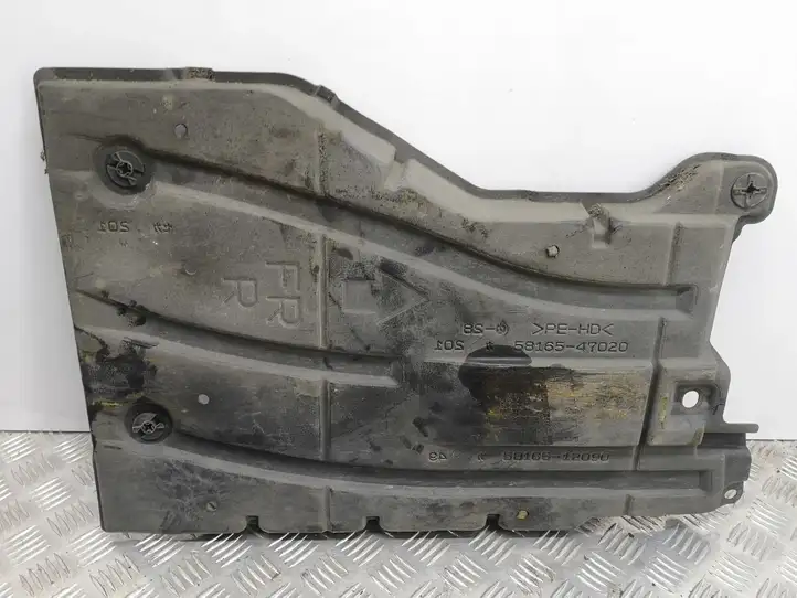 Toyota Prius (XW30) (2009 - 2015) 5816547020 Защита двигателя — фото 1