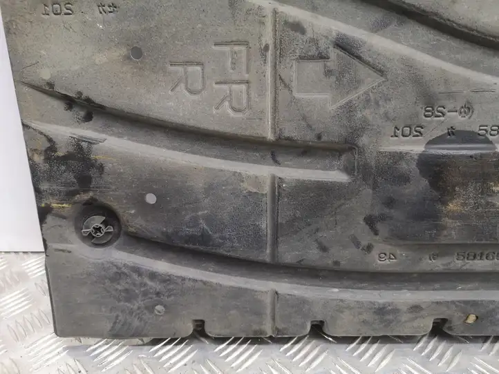 Toyota Prius (XW30) (2009 - 2015) 5816547020 Защита двигателя — фото 10