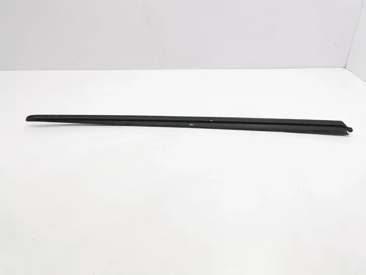 Audi A6 C7 (2011 - 2014) 4G0854328A Накладка стоек лобового стекла — фото 2