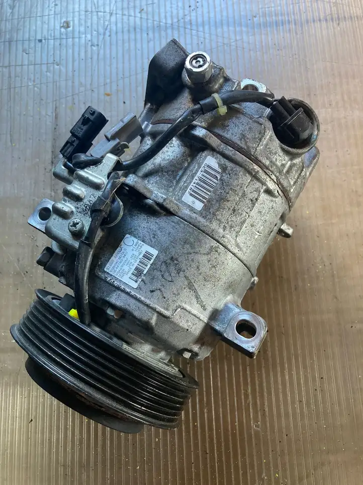 Nissan Qashqai (2013 - 2017) 926004PB0A Компрессор (насос) кондиционера воздуха — фото 1