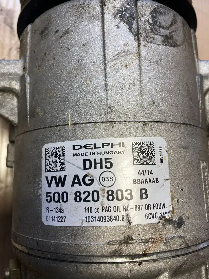 Seat Leon (5F) (2012 - 2019) 5Q0820803B Компрессор (насос) кондиционера воздуха — фото 2