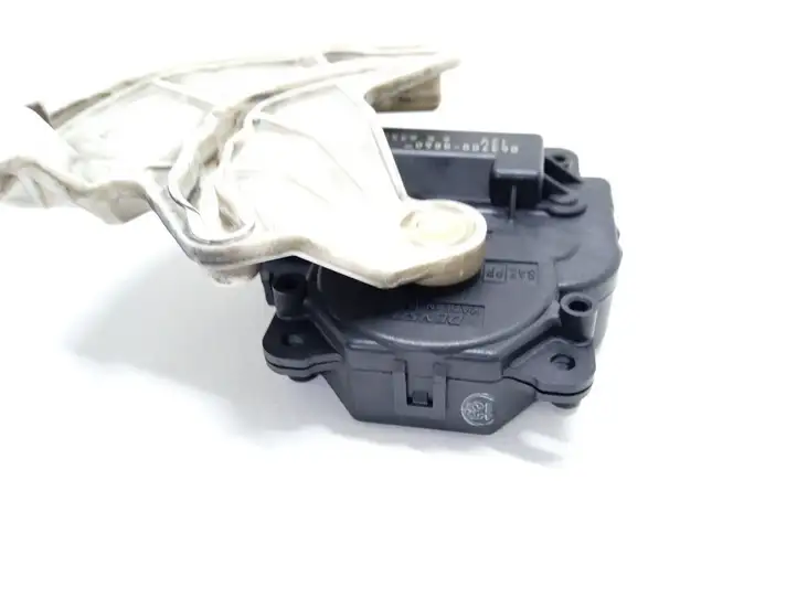 Subaru Legacy (2003 - 2009) 0637008860 Двигатель задвижки потока воздуха — фото 4