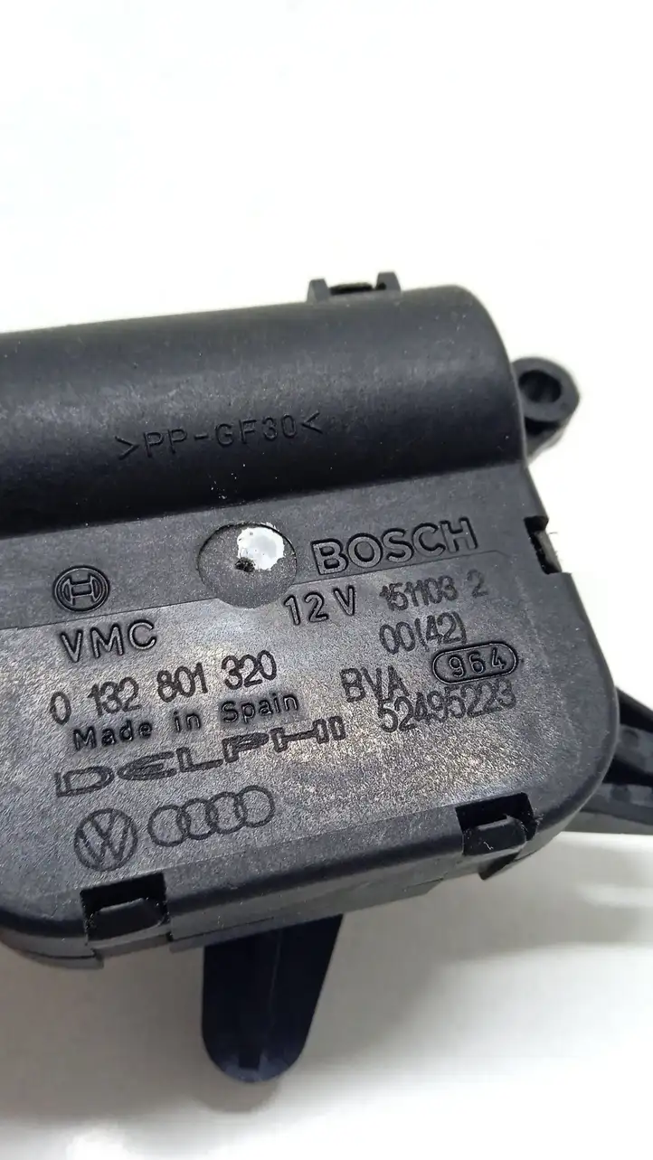 Porsche Cayenne (9PA) (2002 - 2010) 0132801320 Двигатель задвижки потока воздуха — фото 2