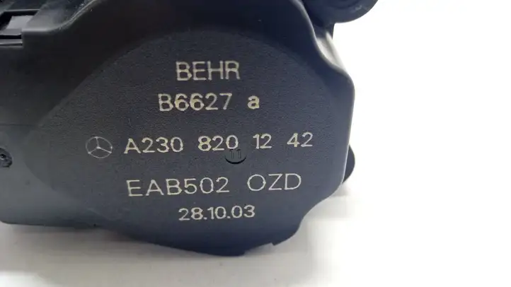 Mercedes-Benz E W211 (2002 - 2009) A2308201242 Двигатель задвижки потока воздуха — фото 2