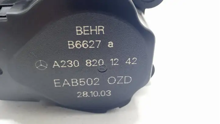 Mercedes-Benz E W211 (2002 - 2009) A2308201242 Двигатель задвижки потока воздуха — фото 2