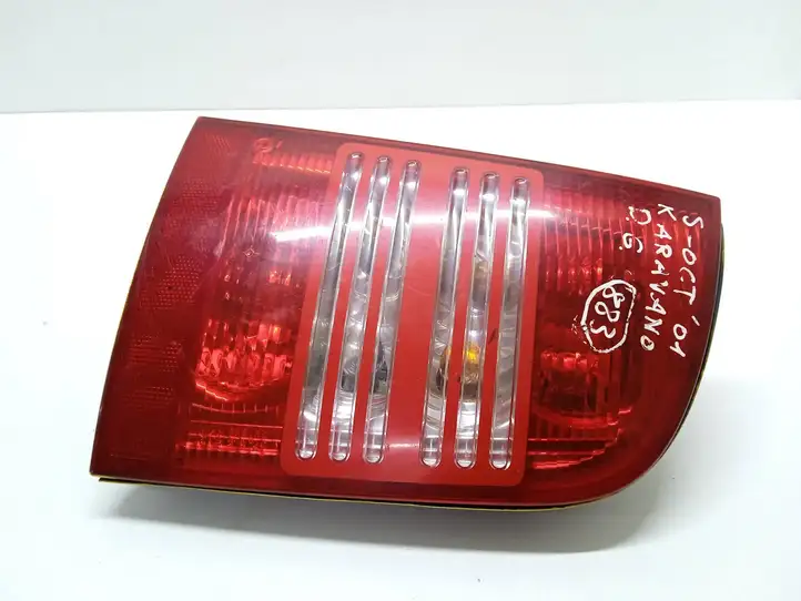 Skoda Octavia Mk1 (1U) (1996 - 2004) 1U9945096 Задний фонарь в кузове — фото 1