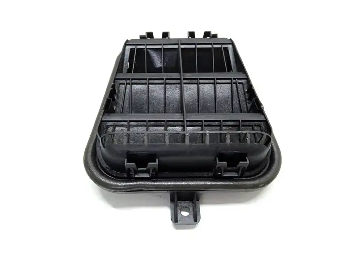 Audi A3/S3 8V (2012 - 2016) 4G9819181B Вентиляционная решетка кузова — фото 3