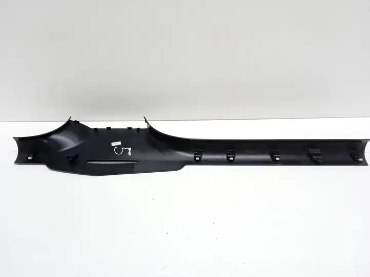 Audi A3/S3 8V (2012 - 2016) 8V5853906 Нижняя обшивка стойки B — фото 4