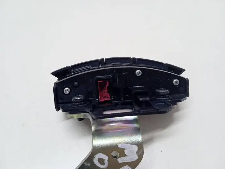 Mitsubishi Outlander (2007 - 2012) 75B474 Кнопки на рулевом колесе — фото 3