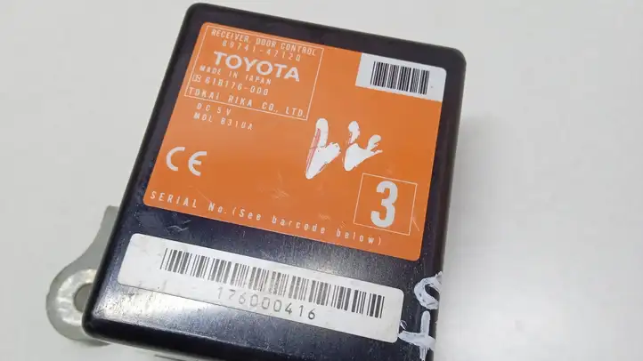 Toyota Prius (XW20) (2003 - 2009) 8974147120 Блок управления дверью — фото 2