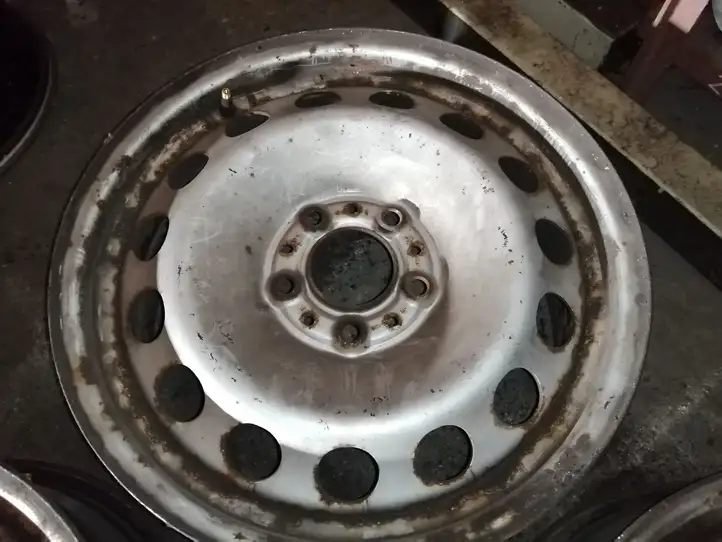 BMW 3 E46 (1998 - 2005) KBA44960 Стальной штампованный диск R17 — фото 4