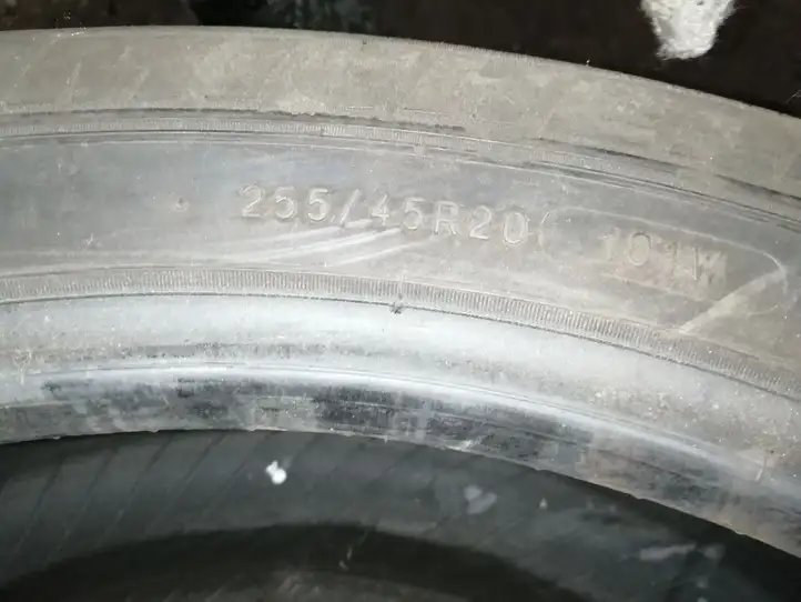 Volkswagen Golf IV (1998 - 2005) 25545R20 Летняя шина R20 — фото 3